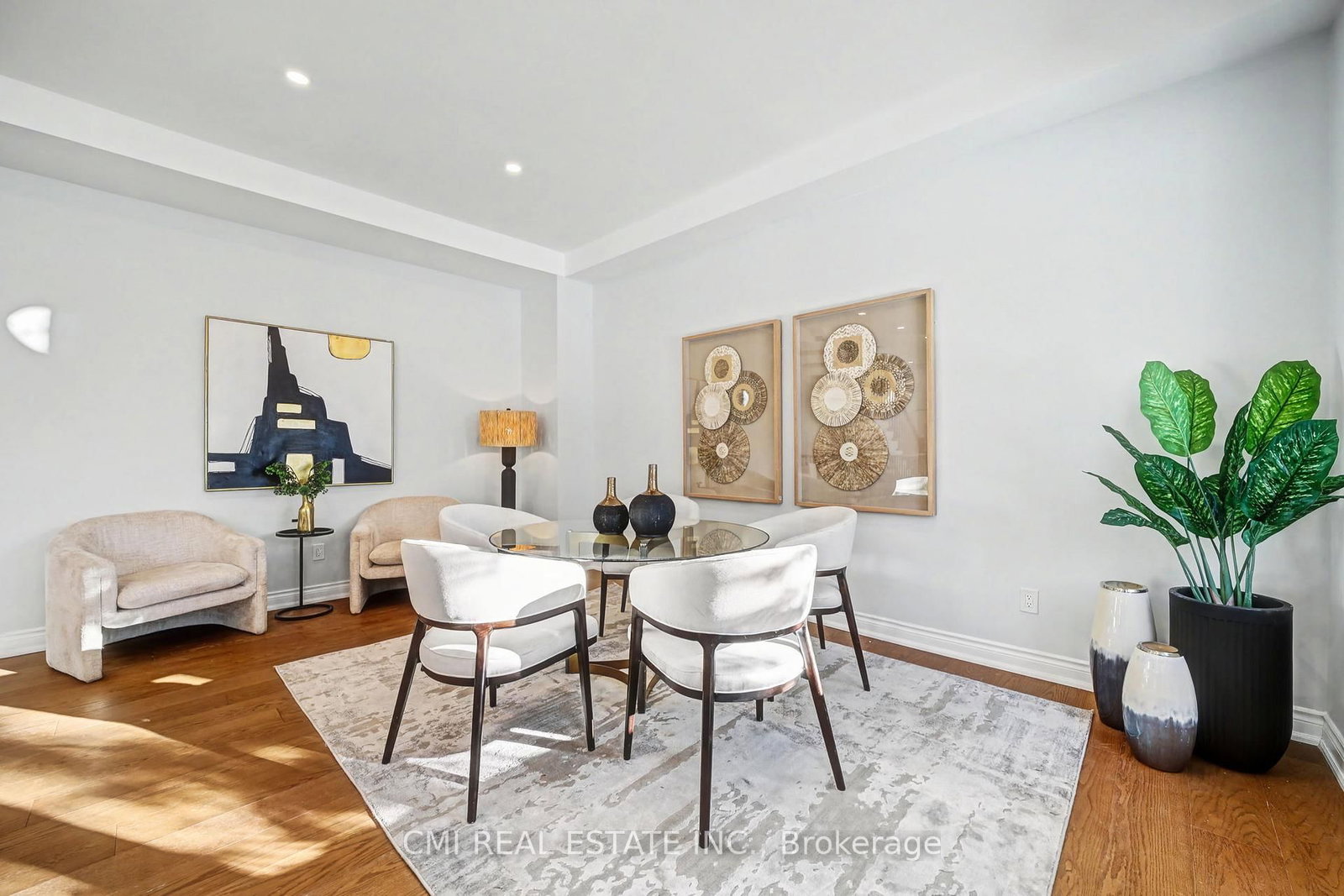 75 Kenilworth Avenue • Toronto, ON photo 20