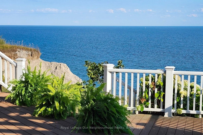 3741 Lakeshore Road E, Clarington