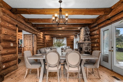 3741 Lakeshore Road E — more photos