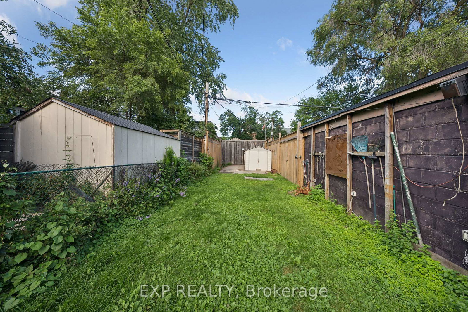 Listing Image 7