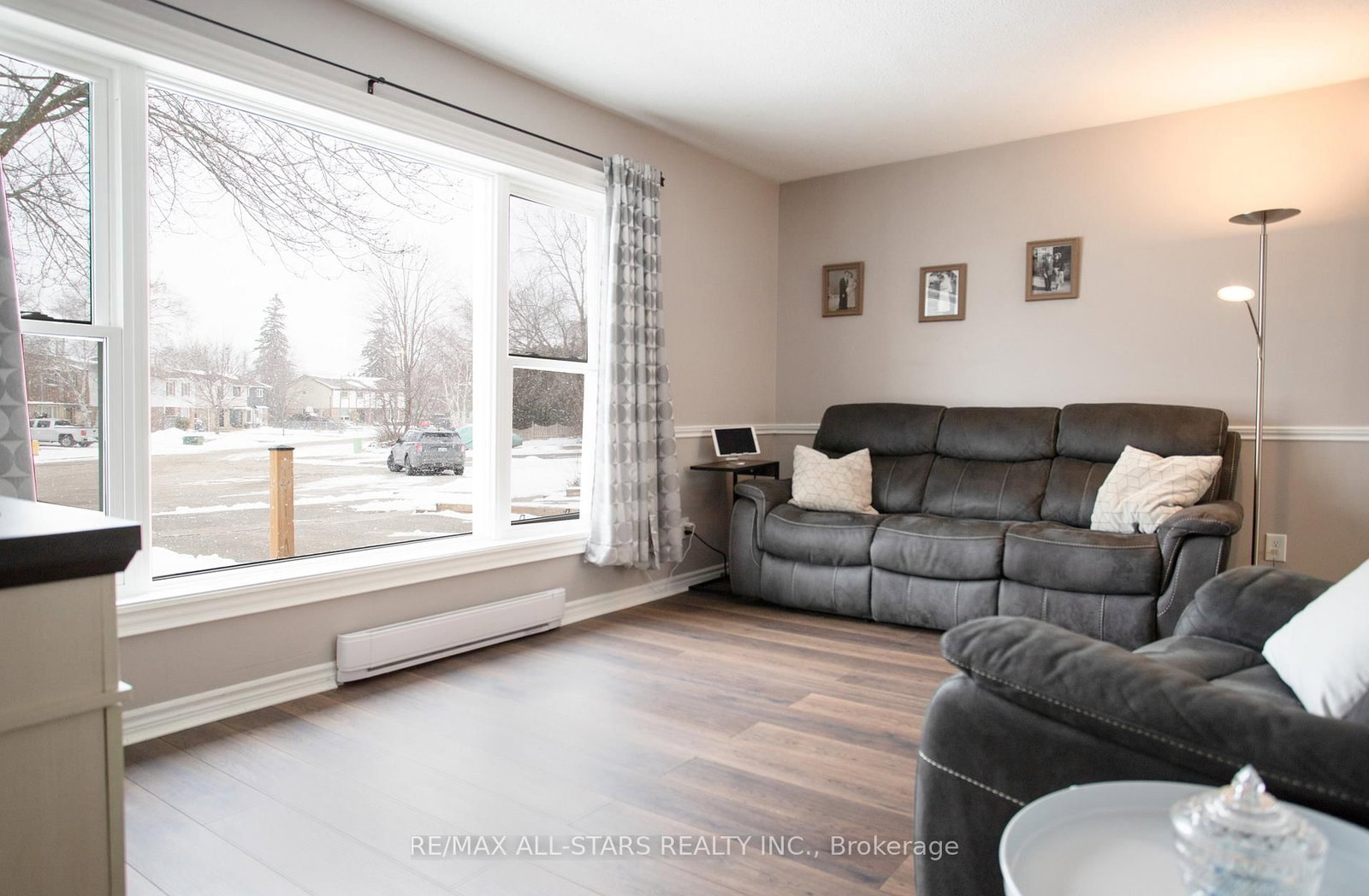 158 Blossom Court • Scugog, ON photo 4