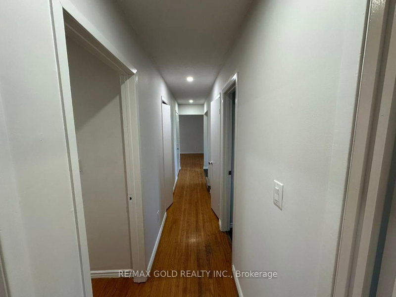 unit 2 ( Middle ) - 515 Stone Street