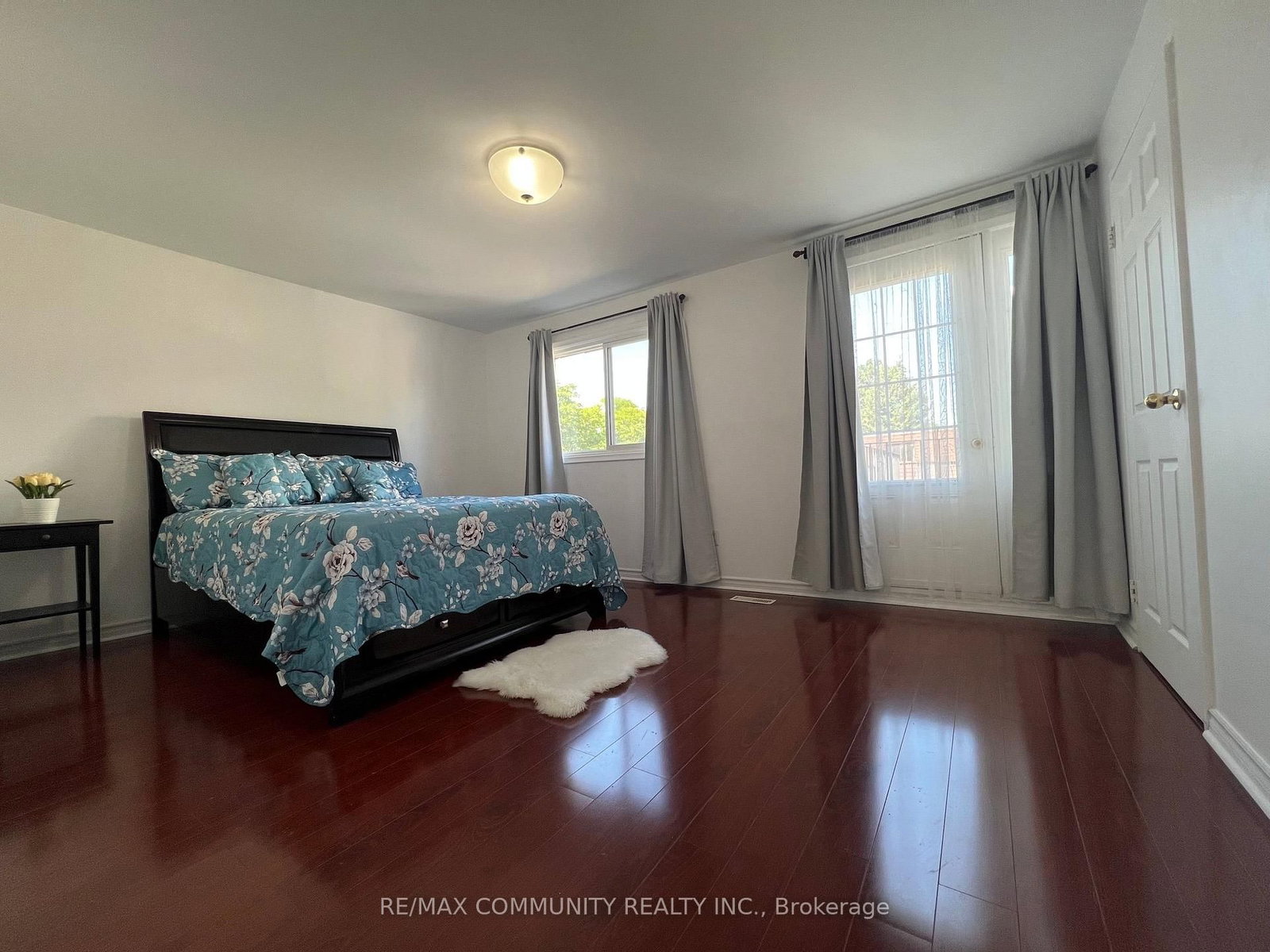 284 Sprucewood Court • Toronto, ON photo 13