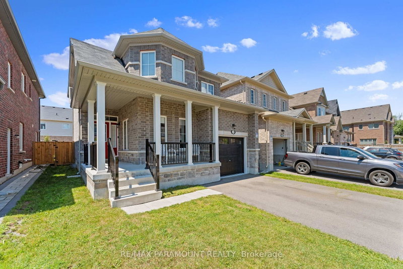 18 Tait Crescent