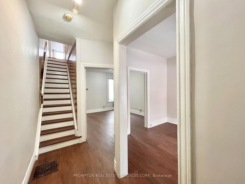 17 Winnifred Avenue