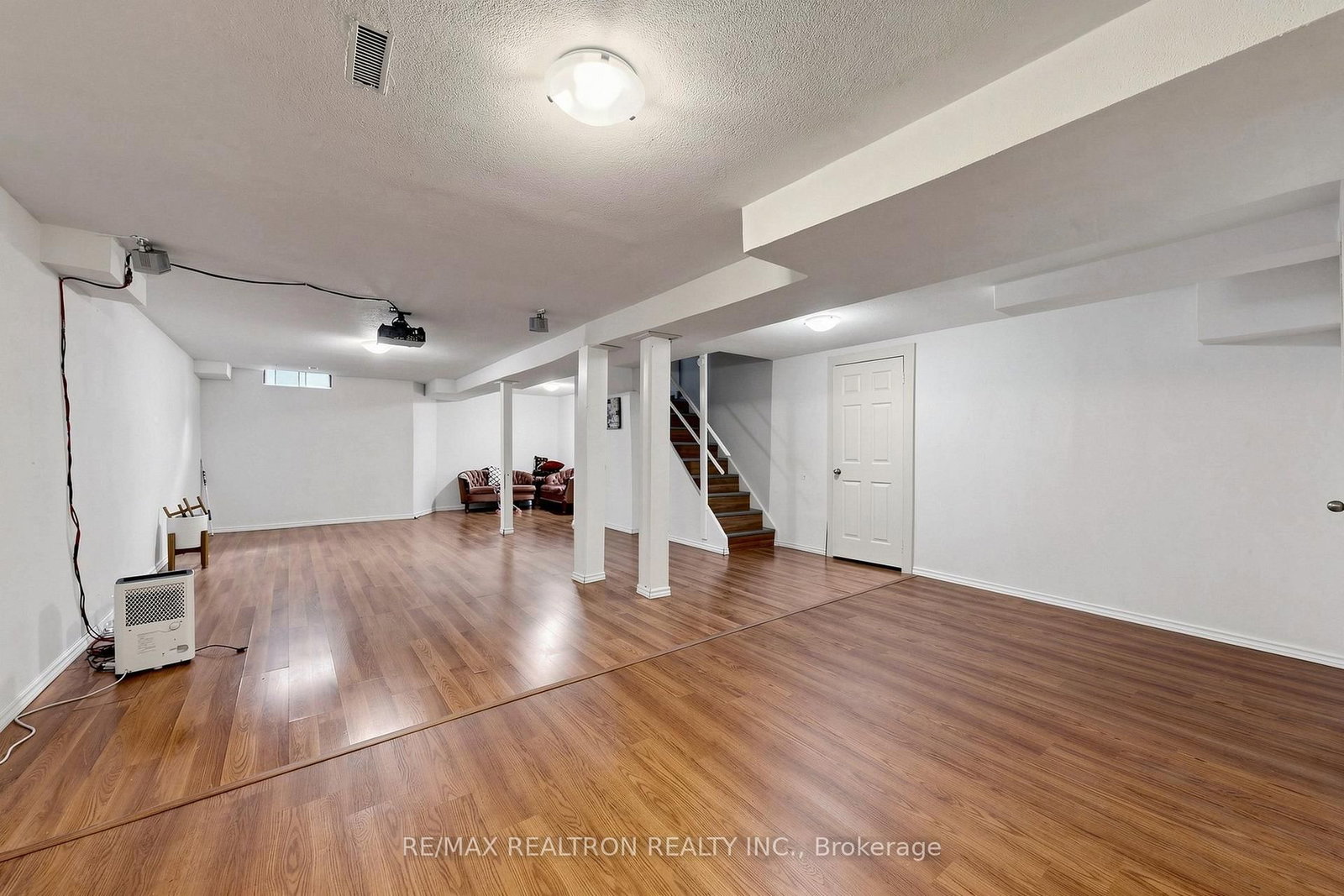 102 Kearney Drive • Ajax, ON photo 39