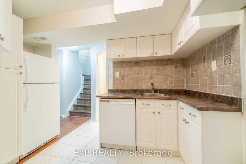 Bsmt - 134 Sandown Avenue