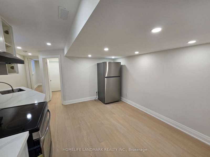 9 Alton Avenue