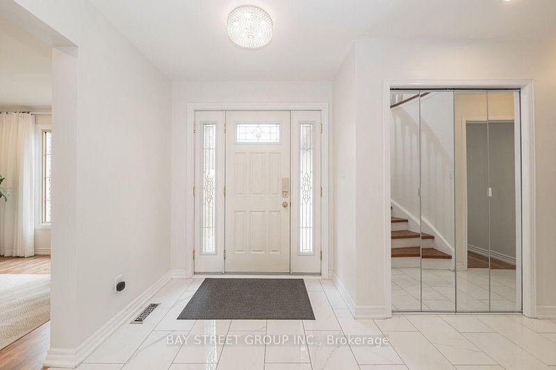 338 Prince of Wales Drive