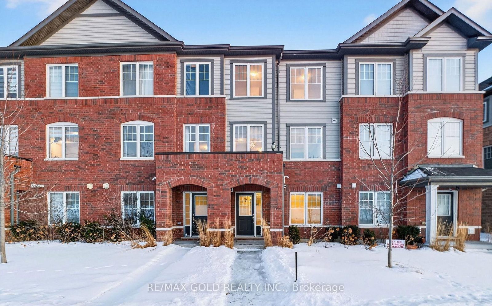 846 Atwater Path • Oshawa, ON photo 2