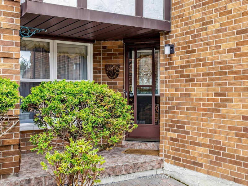 60 Starspray Boulevard