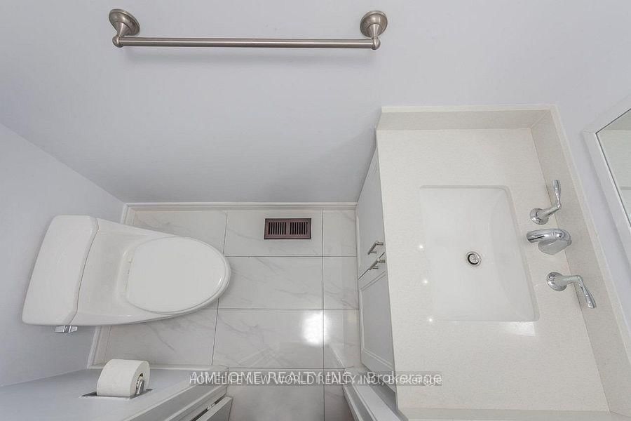 3 - 30 Chichester Place, Toronto 4