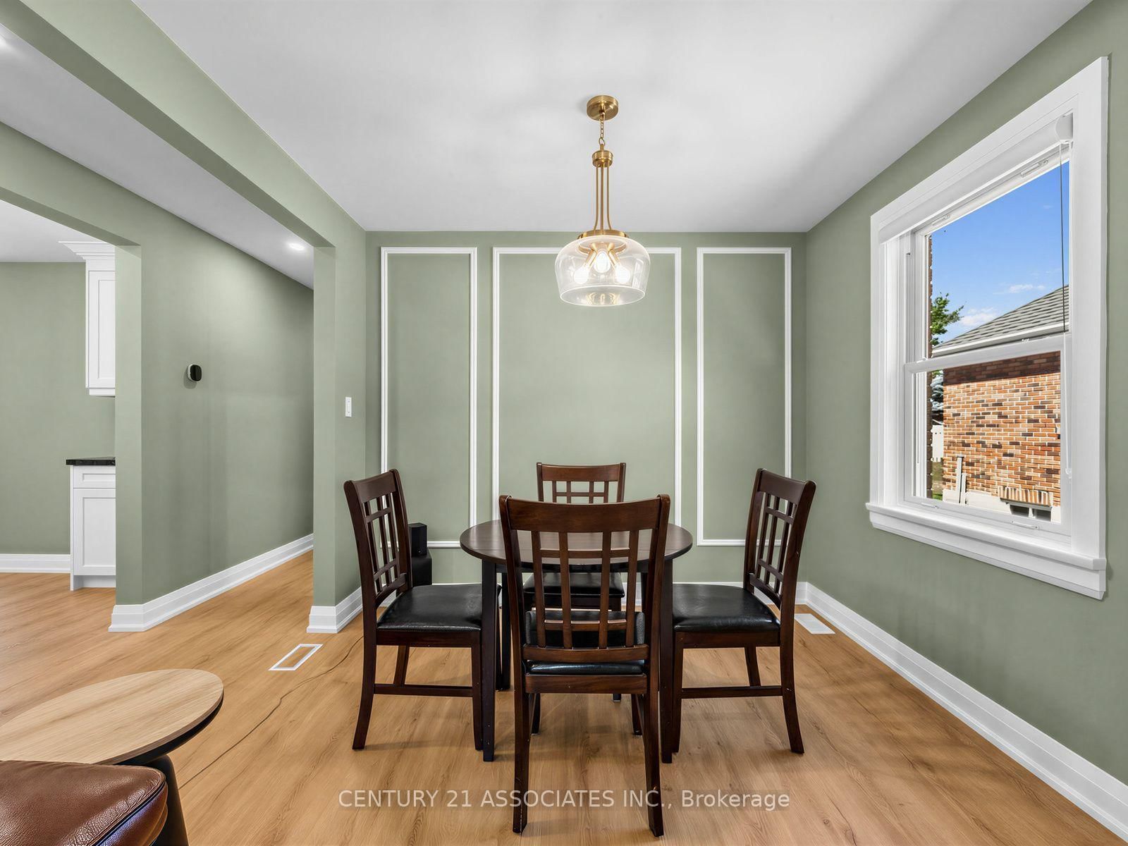 58 S Central Park Boulevard • Oshawa, ON photo 8