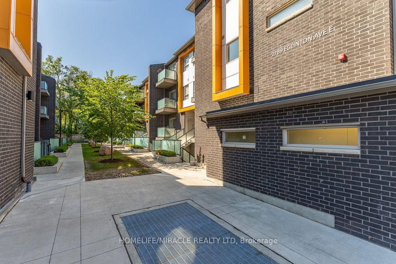 413 - 2789 Eglinton Avenue