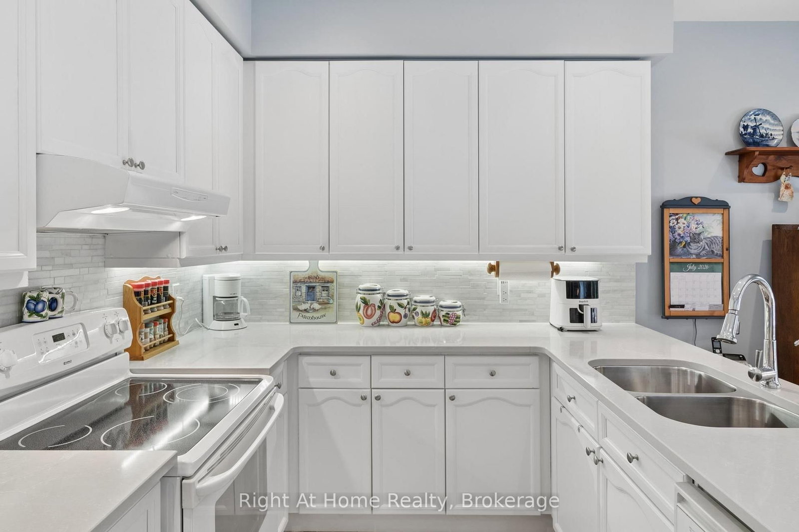 4 Candlelight Court • Scugog, ON photo 14