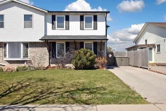 home for lease on 653 Dorchester Drive