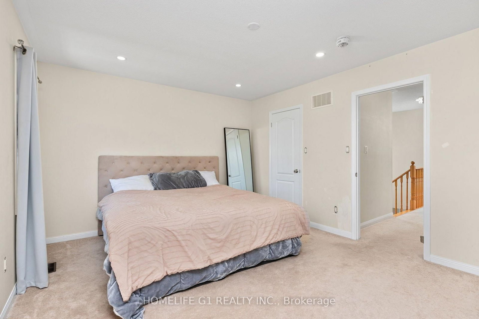 10 Hurst Drive • Ajax, ON photo 23