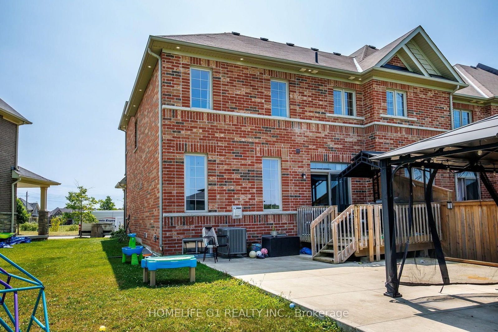 10 Hurst Drive • Ajax, ON photo 36