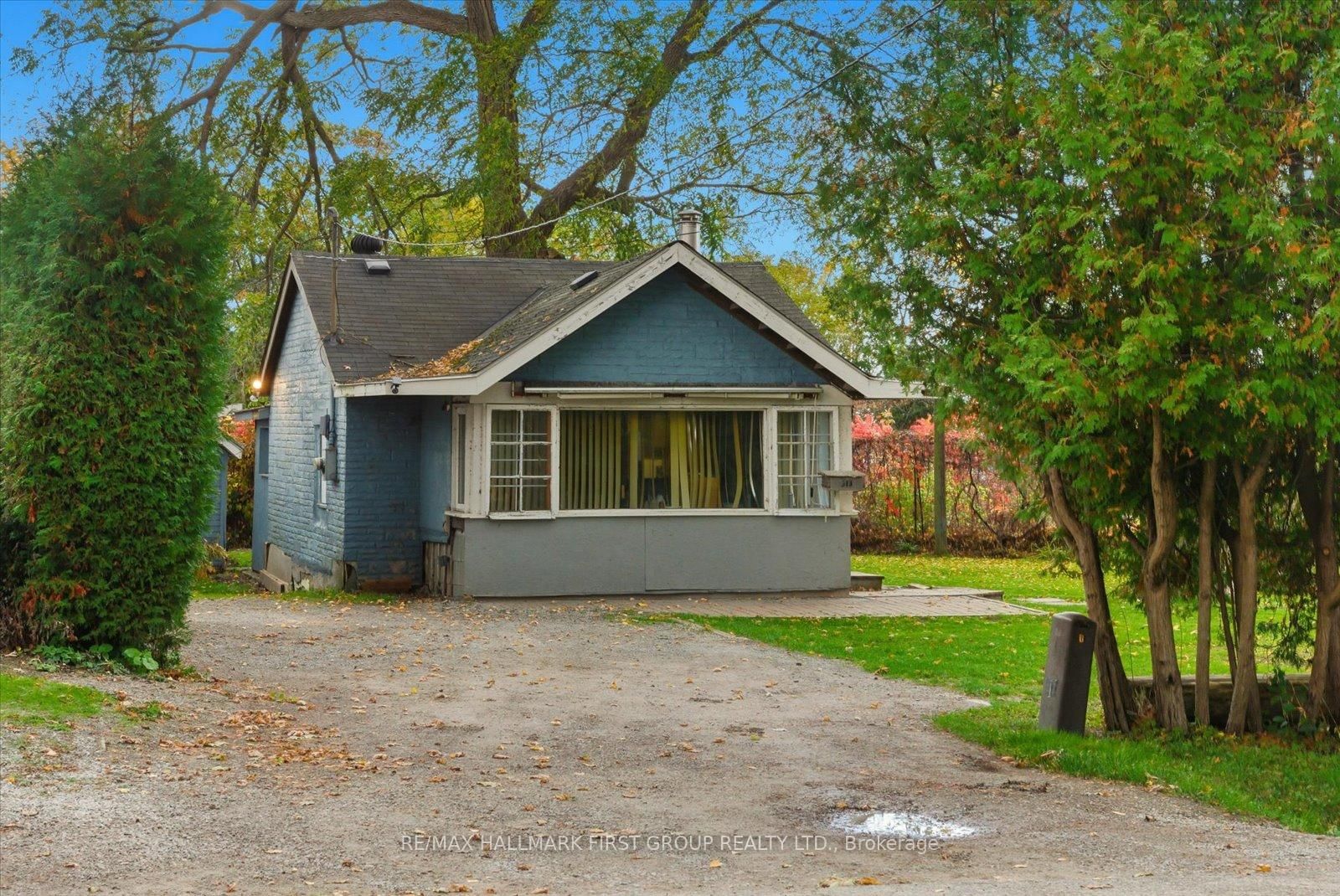 313 Dyson Road • Pickering, ON photo 6