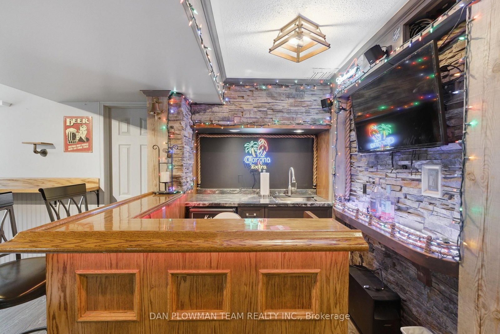 2243 Pilgrim Square • Oshawa, ON photo 39
