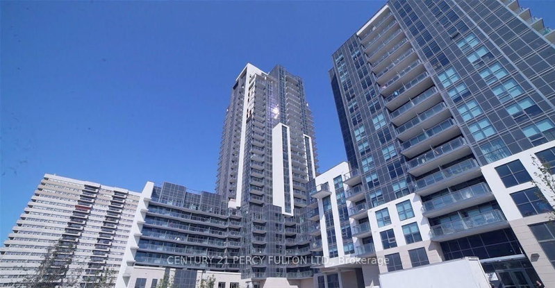 208 - 30 Meadowglen Place