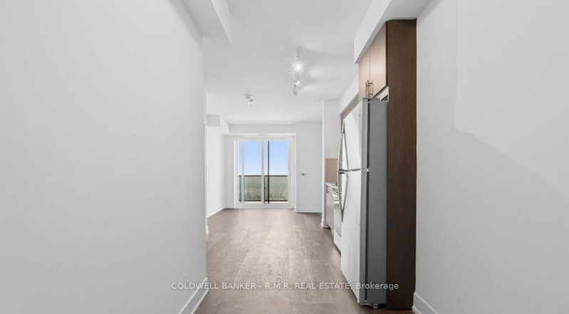 2304 - 2550 Simcoe Street N