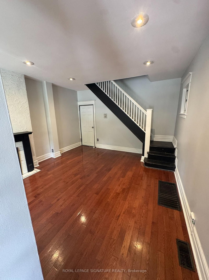 920 Woodbine Avenue