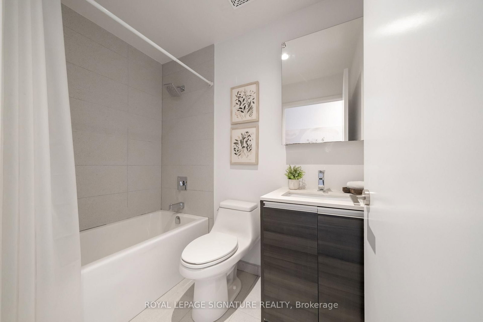 1190 E Dundas Street • #406 • Toronto, ON photo 8
