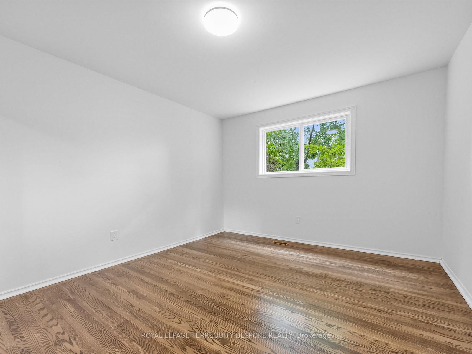 9 Midcroft Drive • Toronto, ON photo 28