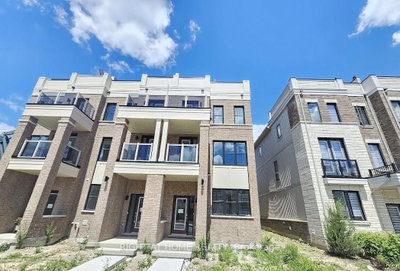 8 Clarington Boulevard