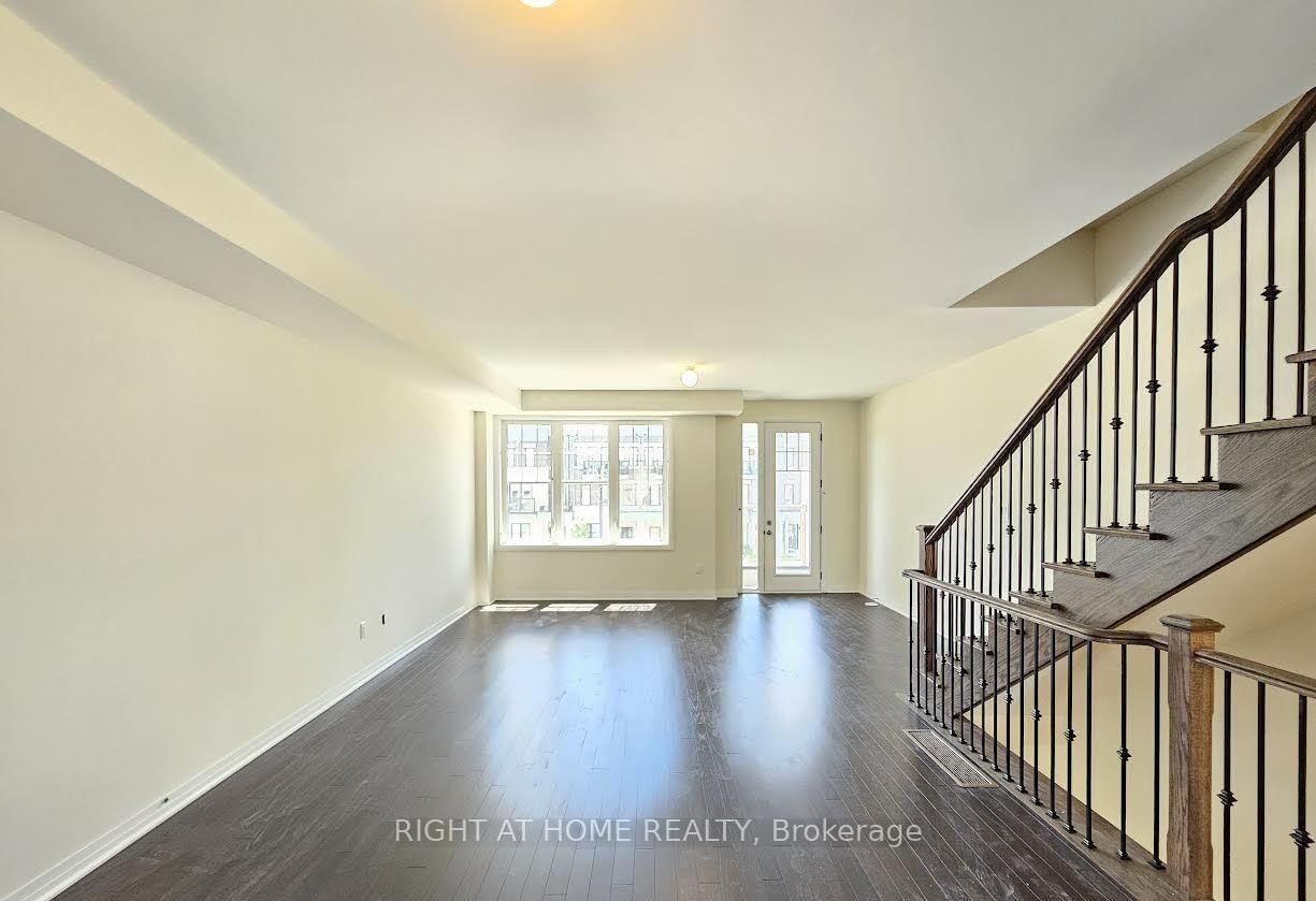 8 Clarington Boulevard • Clarington, ON photo 11