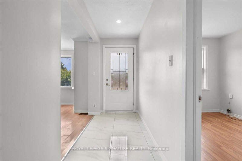 195 Park Road S