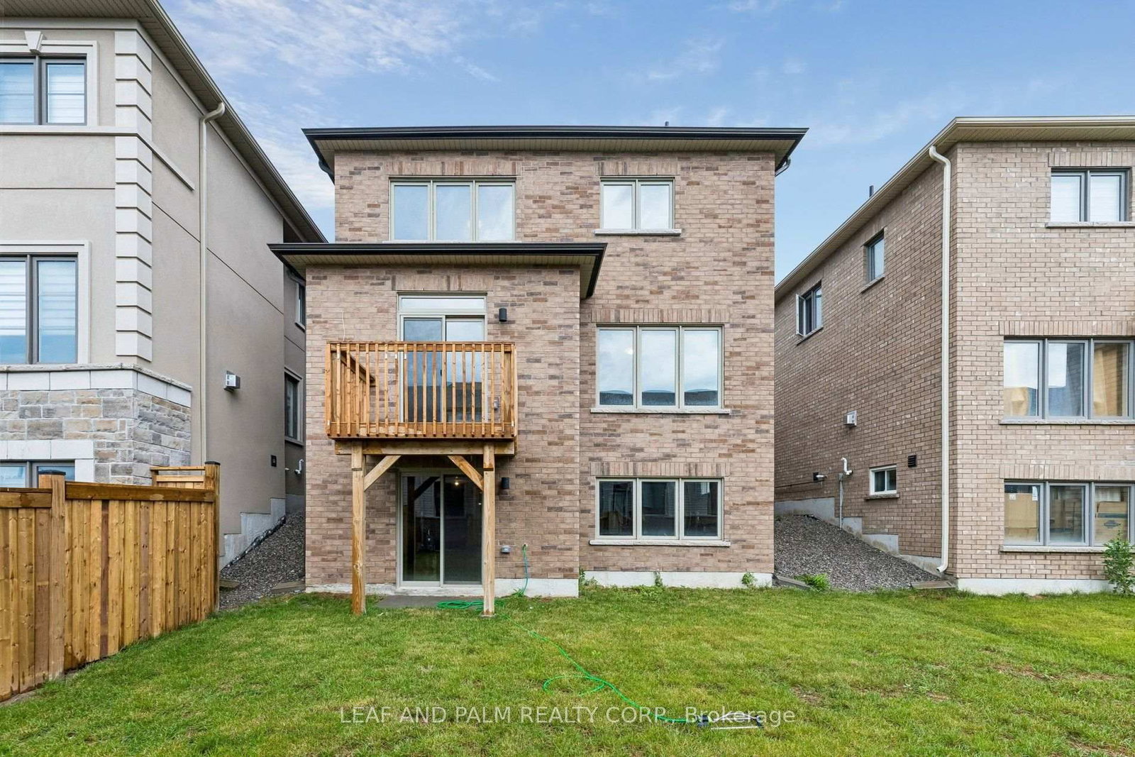 247 Flood Avenue • Clarington, ON photo 32