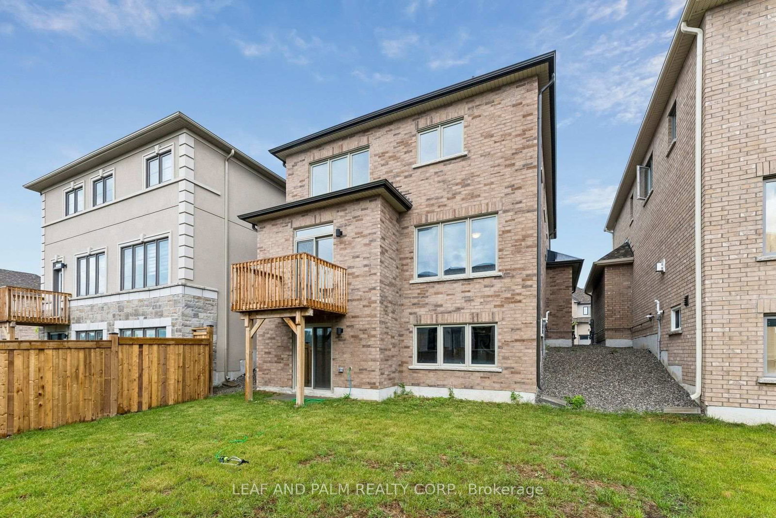 247 Flood Avenue • Clarington, ON photo 33