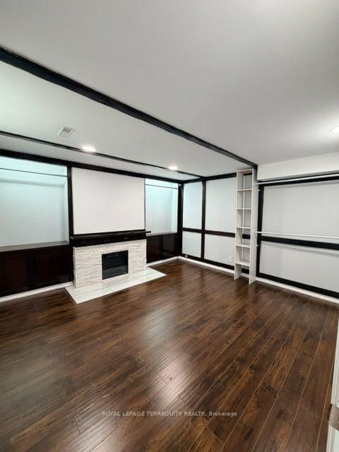 Bsmt - 869 Marinet Crescent