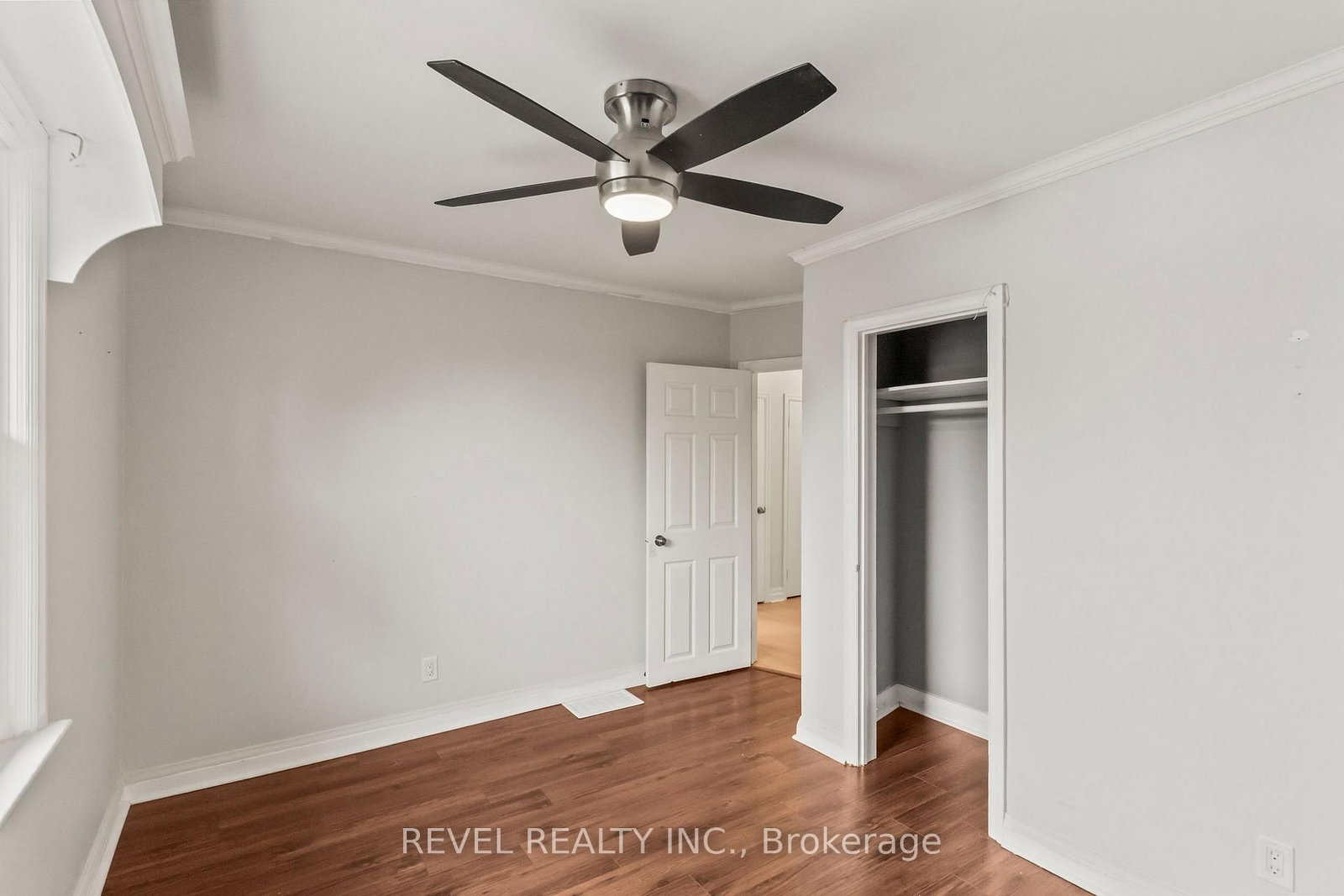 863 S Ritson Road • Oshawa, ON photo 18