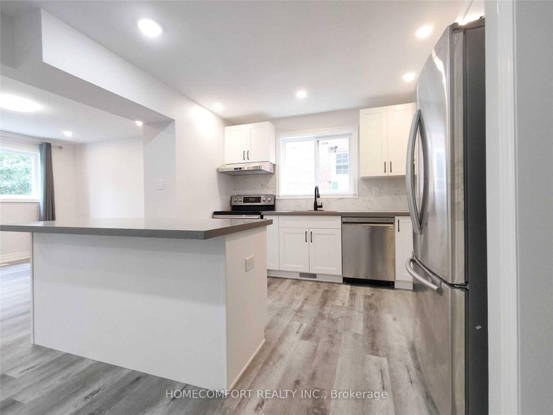 Ground level and basement - 6A Beamsville Drive
