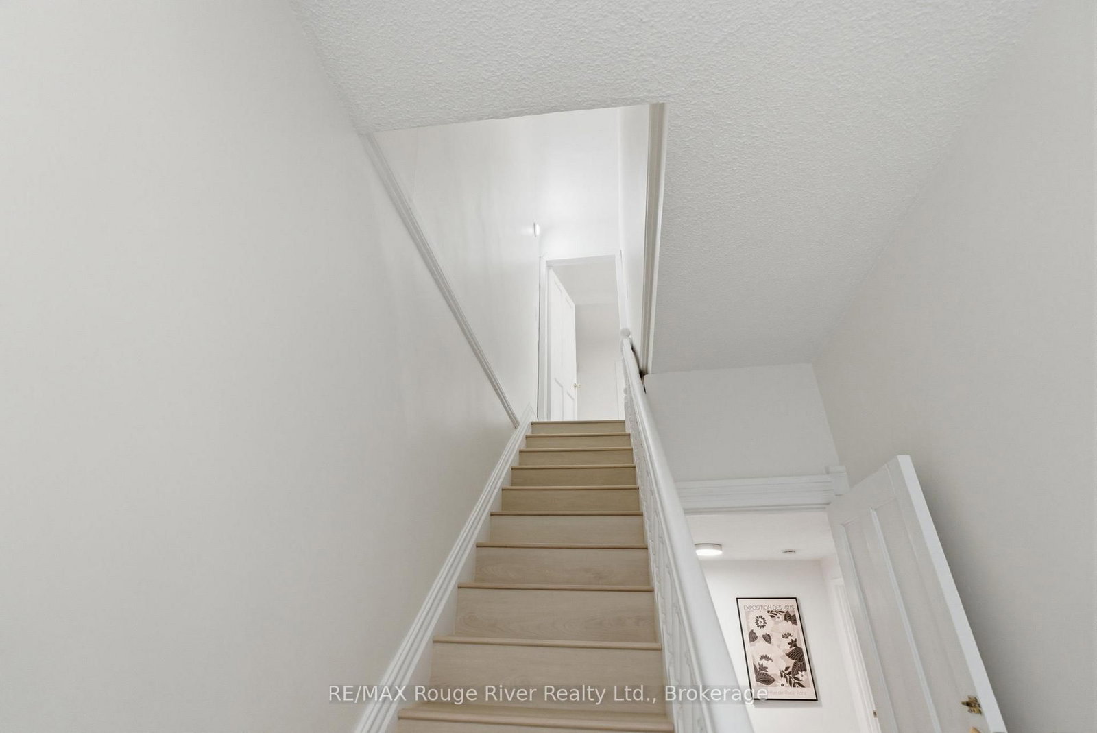 7 Heyworth Crescent • Toronto, ON photo 23