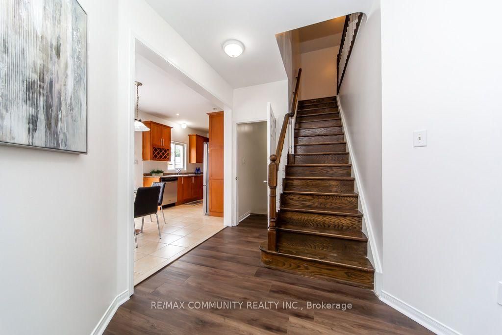 44 Haskell Avenue • Ajax, ON photo 15