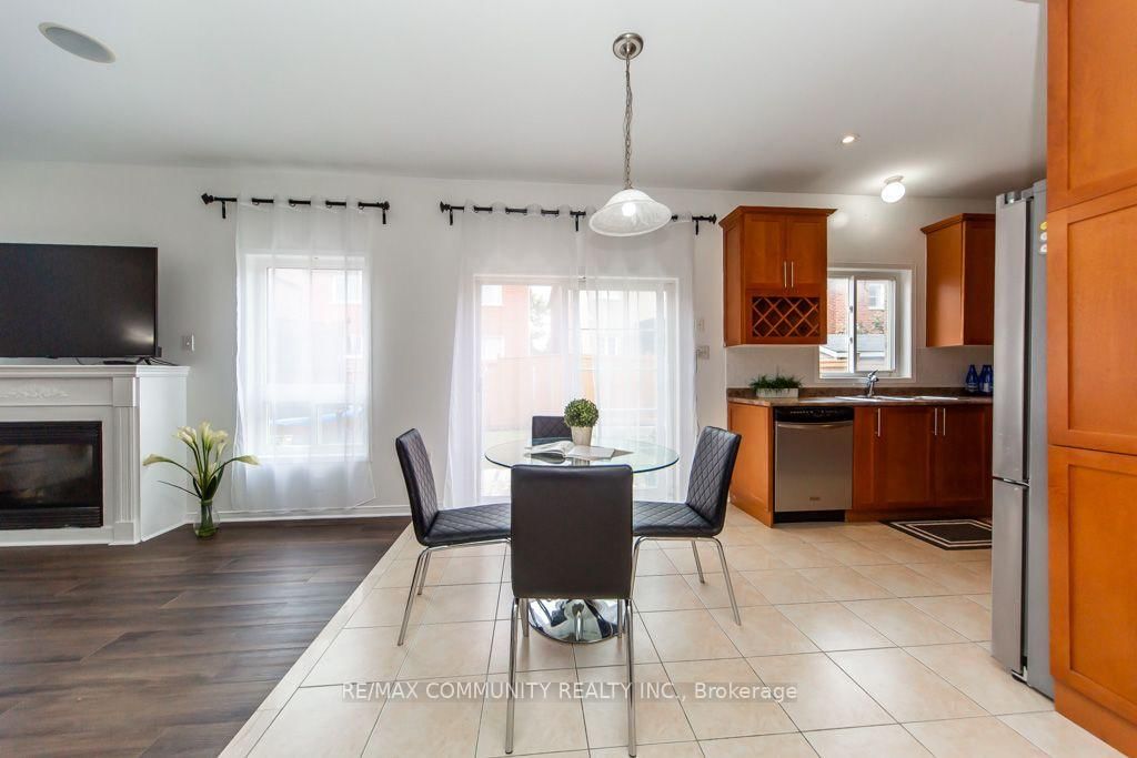 44 Haskell Avenue • Ajax, ON photo 17