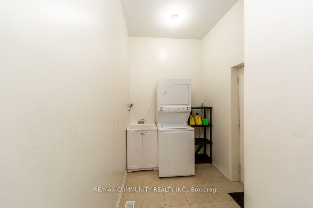 44 Haskell Avenue • Ajax, ON photo 26