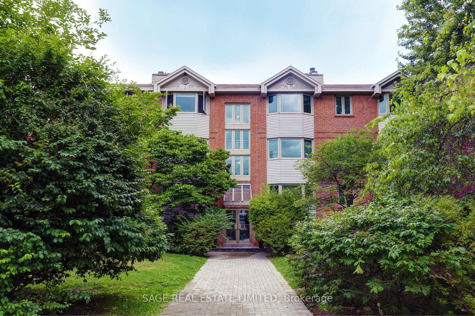 60 Kippendavie Avenue • #301 • Toronto, ON photo 18