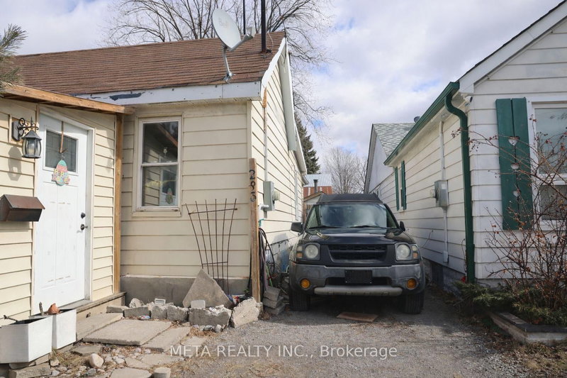 283 Park Road S