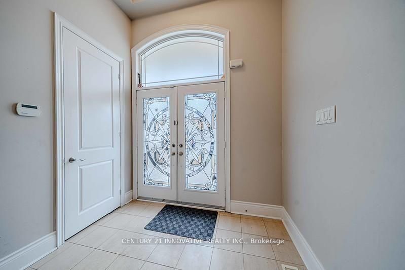 4 Aquilina Court • Ajax, ON photo 3