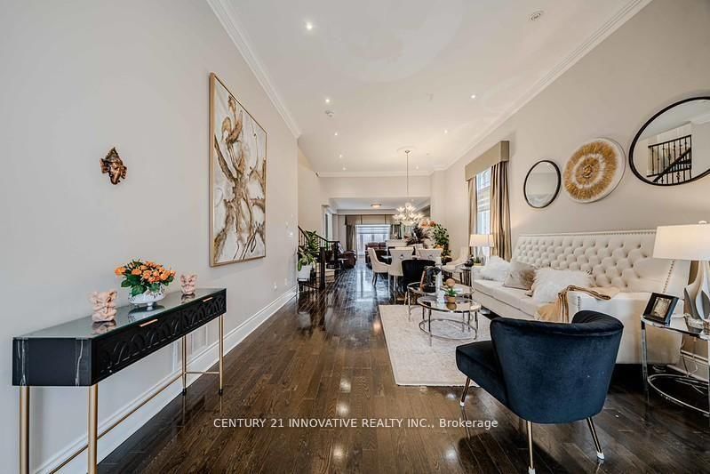 4 Aquilina Court • Ajax, ON photo 4