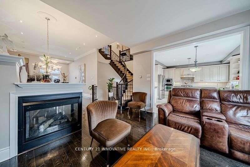 4 Aquilina Court • Ajax, ON photo 9