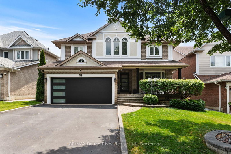 52 Mortimer Crescent