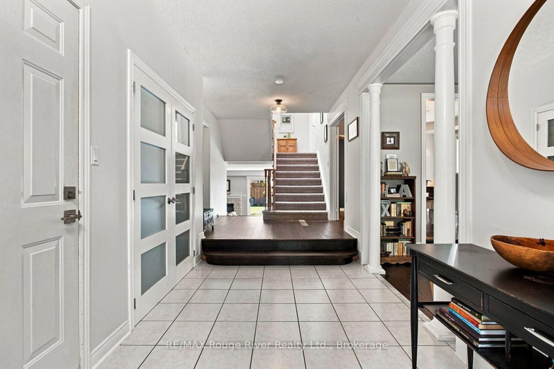 52 Mortimer Crescent