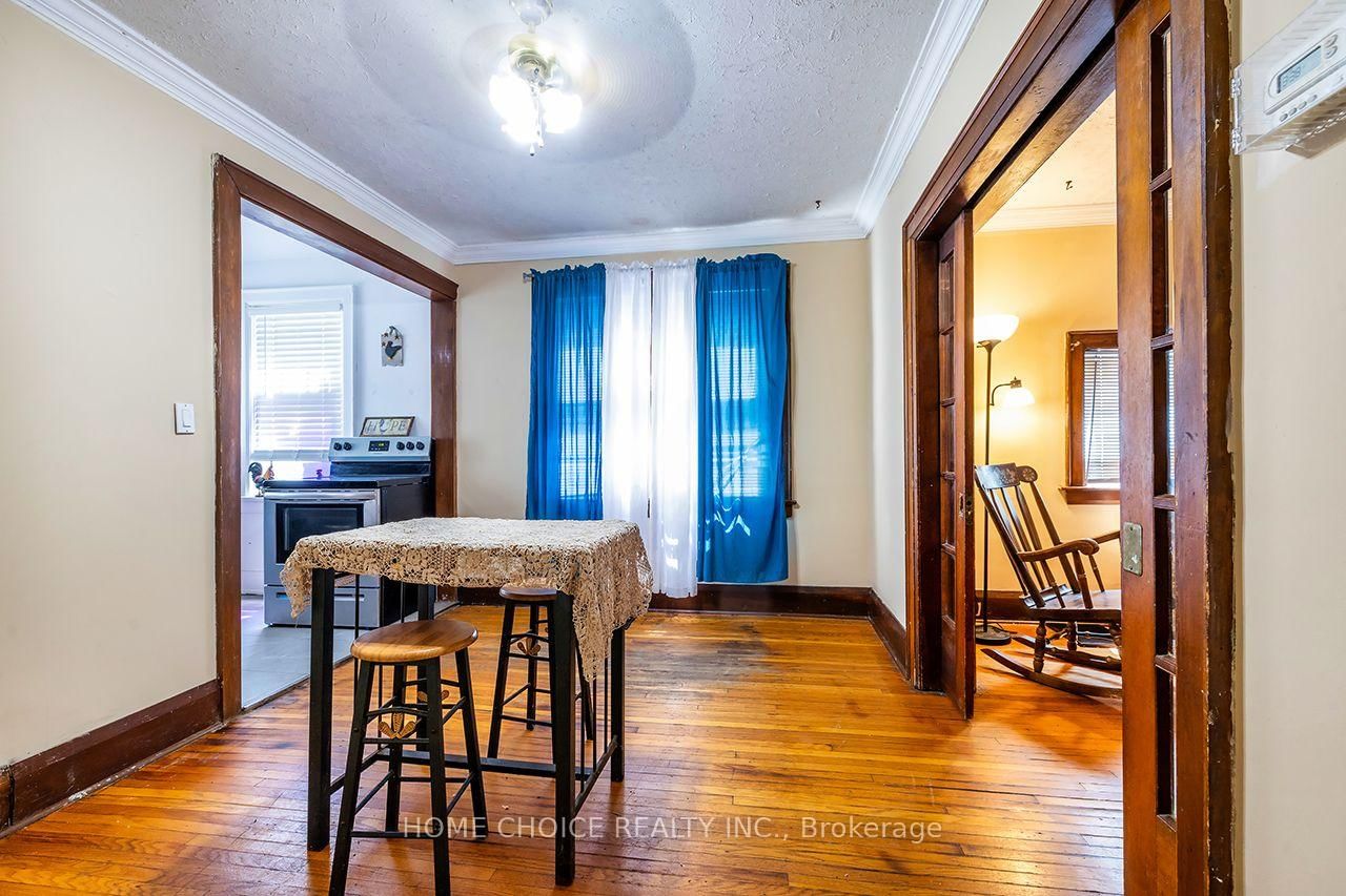 39 Burk Street • Oshawa, ON photo 15