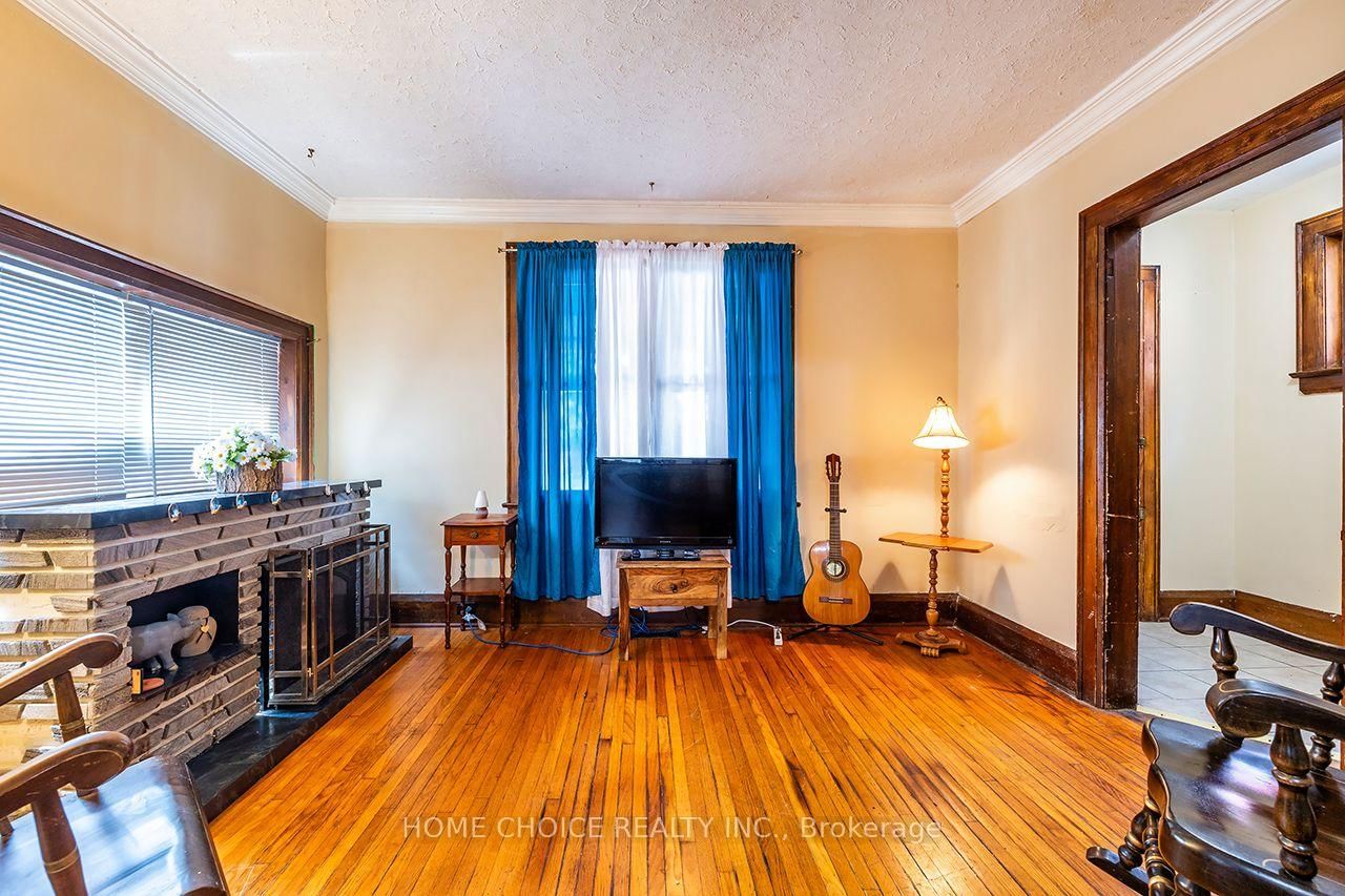 39 Burk Street • Oshawa, ON photo 18